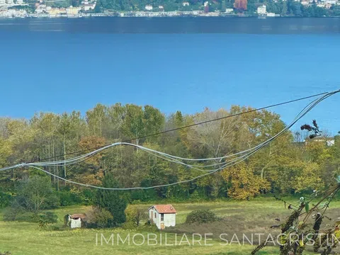 Rustico con terreno e vista lago